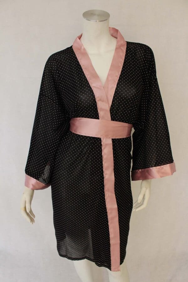kimono Pink Dots 03 scaled 1