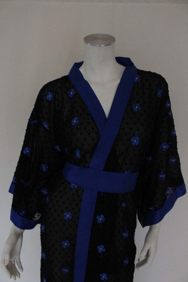 kimono fleur bleu 05